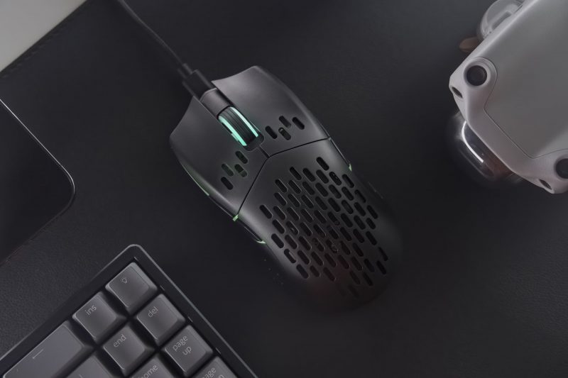 Keychron M1 Ultra-Light Optical Mouse - Image 2